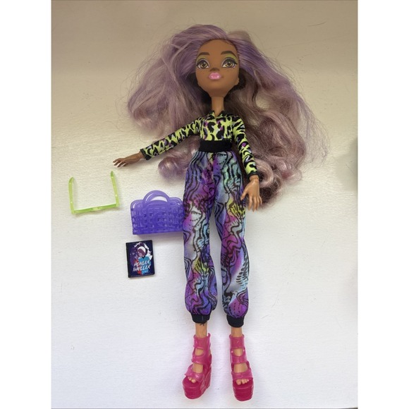 Mattel Other - Monster High CLAWDEEN WOLF DOLL Scare-Adise Island 11" w/ accessories USED